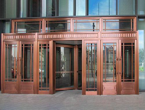 銅門實(shí)景工程案例16