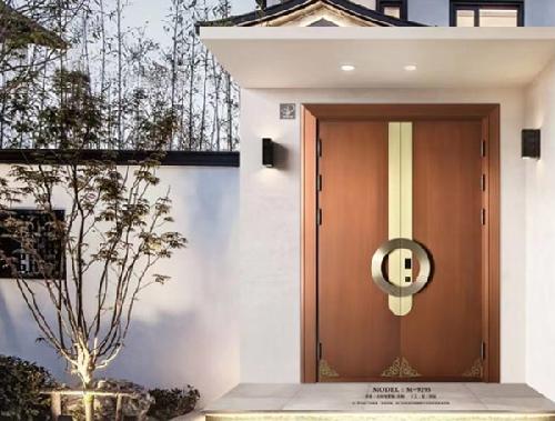 銅門實(shí)景工程案例29